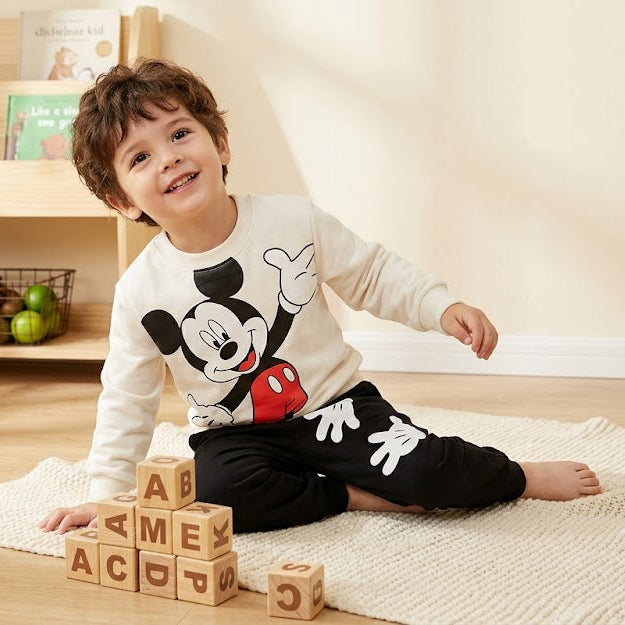Boys Off White and Black Full Sleeve Tracksuit